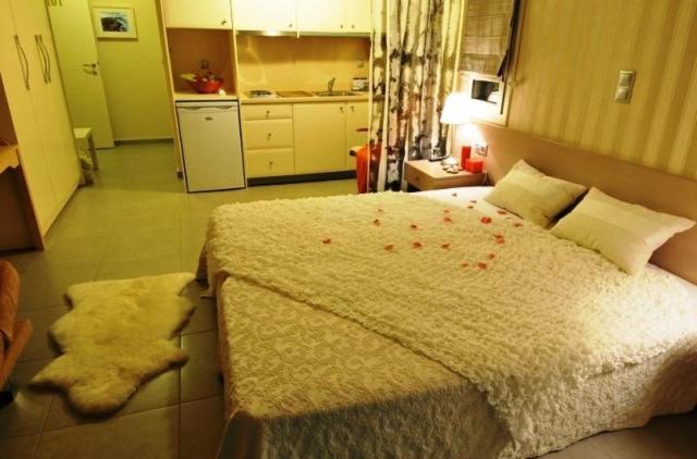 Sun George Aparthotel Finikounta Room photo